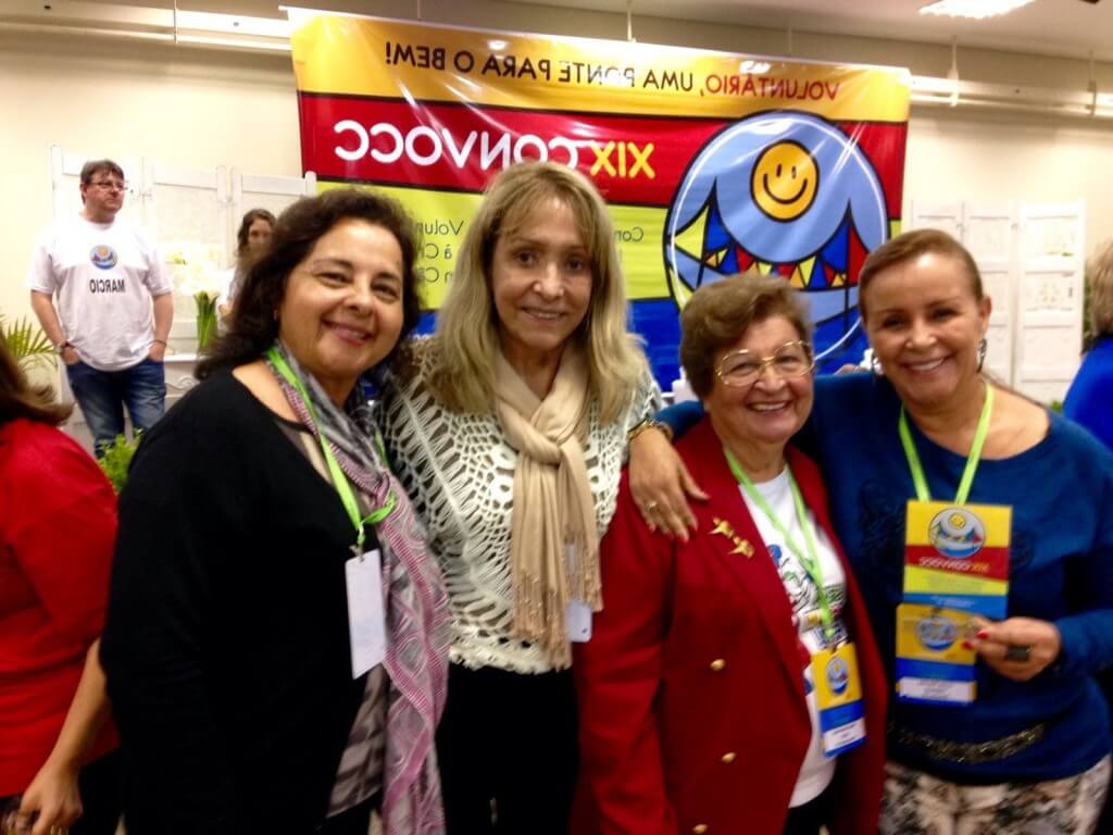 Maria Ângela Marini (fundadora da ABRACE) Ilda Peliz (Presidente da ABRACE) Maria Gertrudes (Presidente da AVOS-SC) e Lysia Alarcão (Diretora da ABRACE)